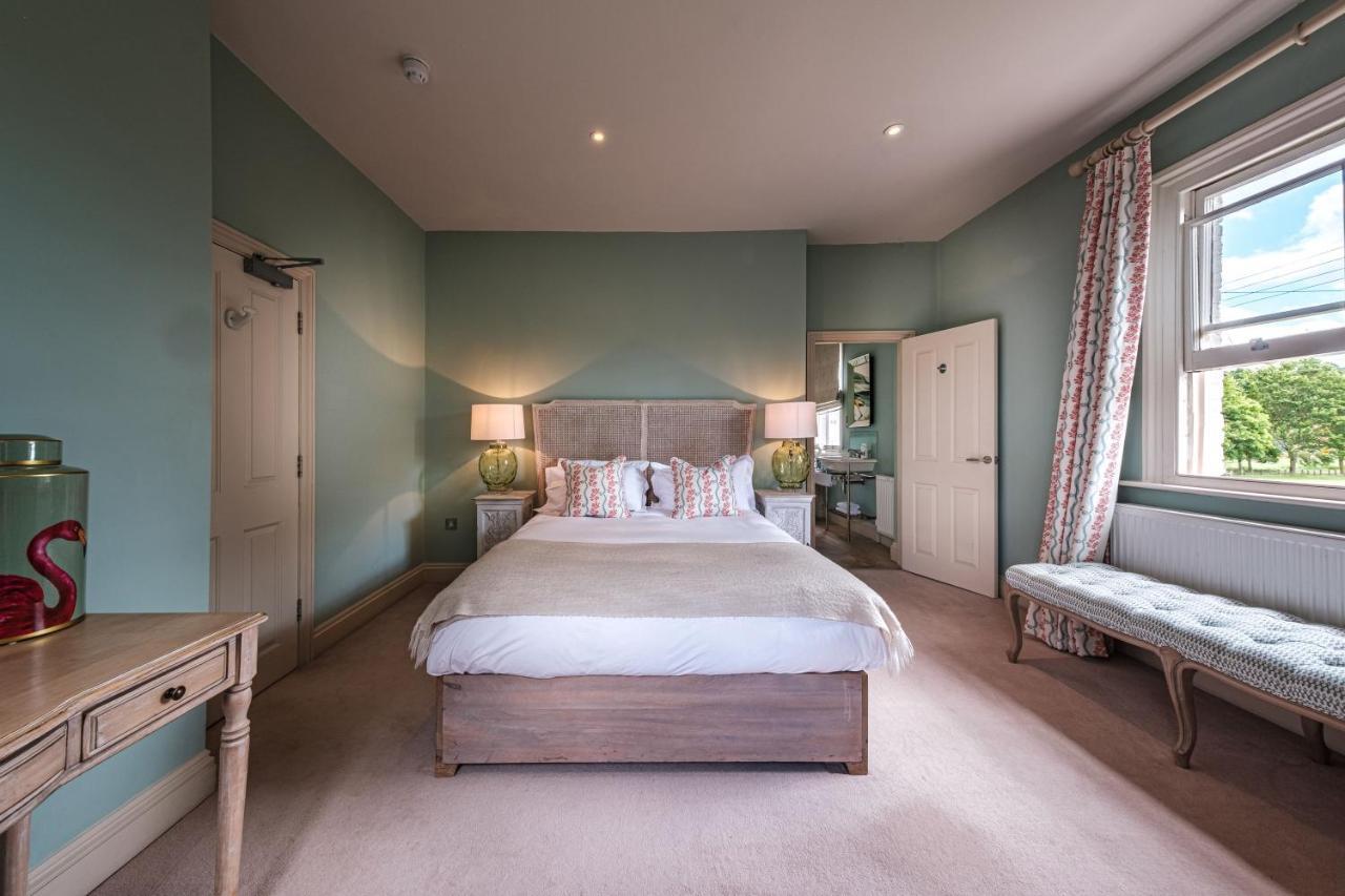 The Packhorse Inn نيوماركت المظهر الخارجي الصورة