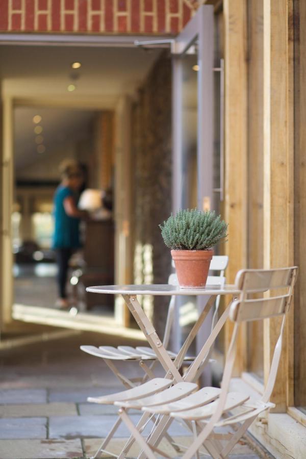 The Packhorse Inn نيوماركت المظهر الخارجي الصورة