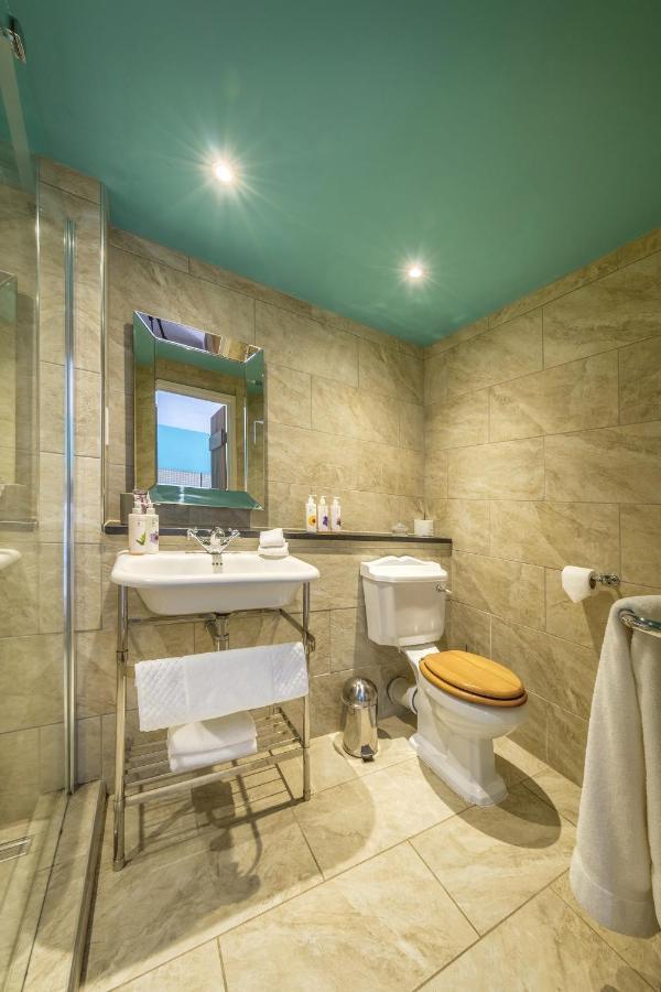 The Packhorse Inn نيوماركت المظهر الخارجي الصورة