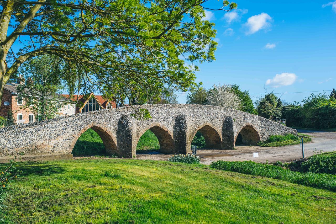 The Packhorse Inn نيوماركت المظهر الخارجي الصورة